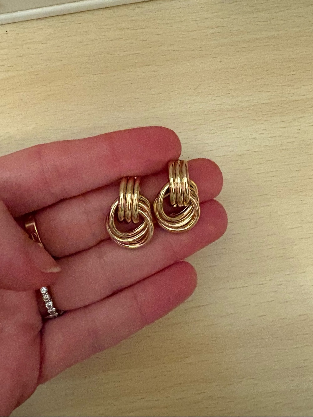 Bundle of 3 earrings